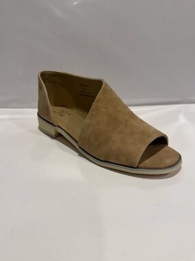 Women's Open-Toe Slide Mule in Tan